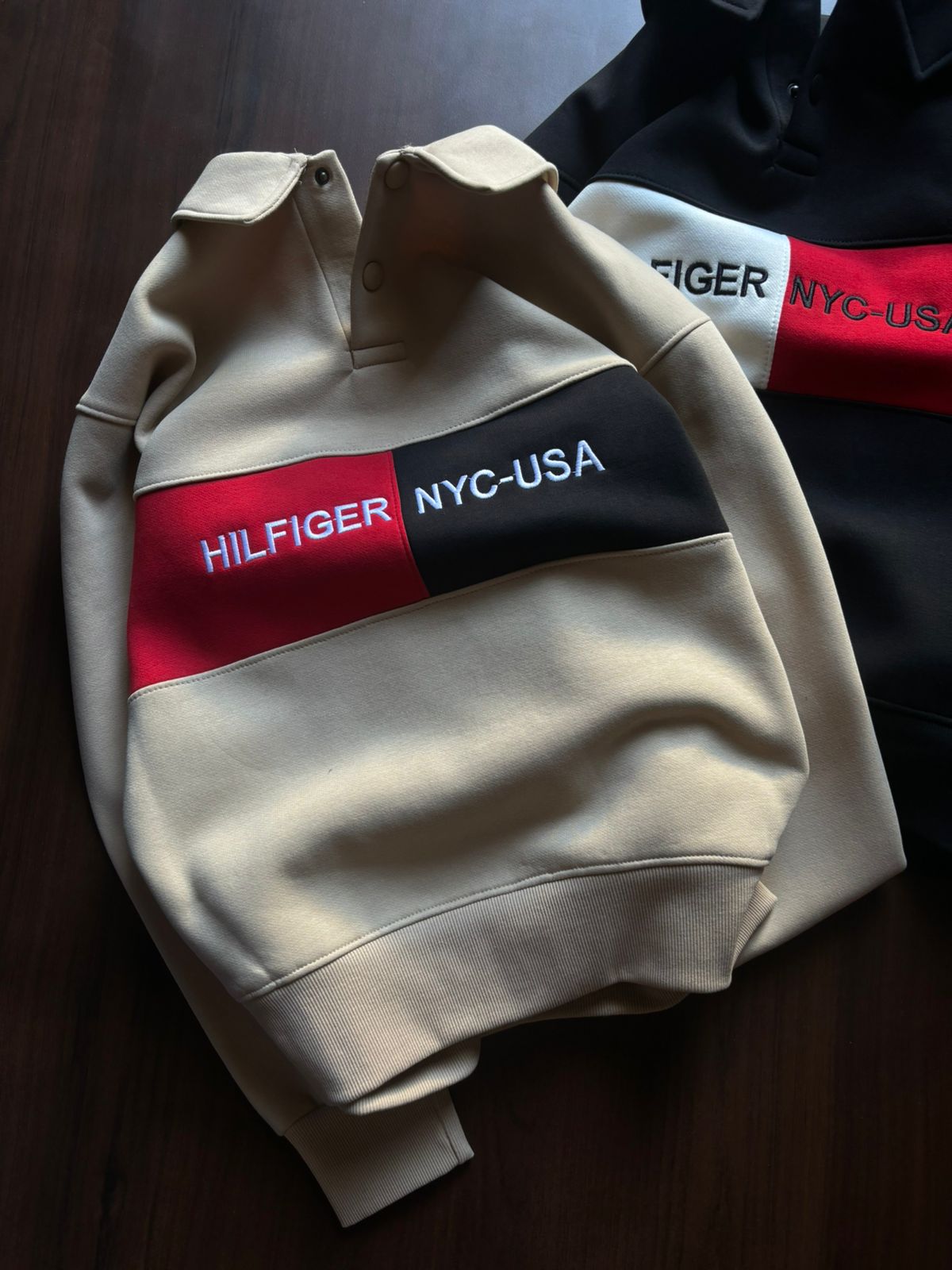 Tommy HOODIES