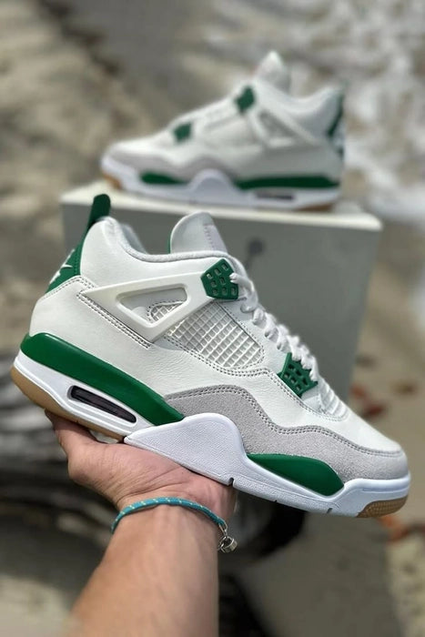 JORDAN RETRO 4 PINE GREEN