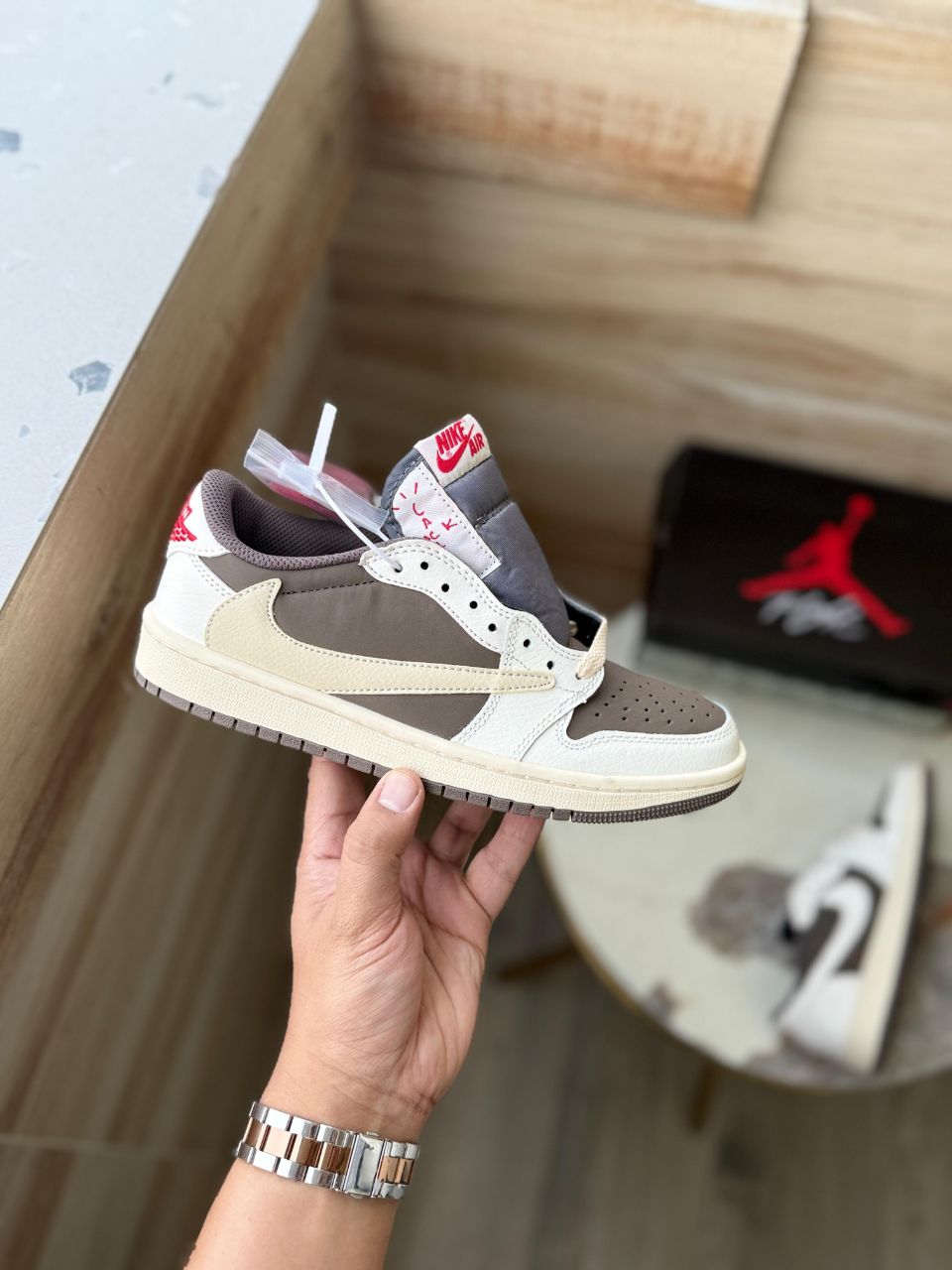 TRAVIS SCOTT X AIR JORDAN 1 LOW OG 'REVERSE MOCHA'