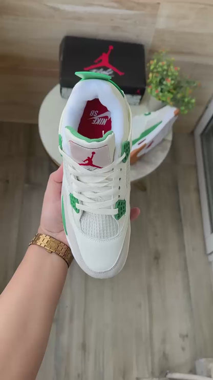 JORDAN RETRO 4 PINE GREEN